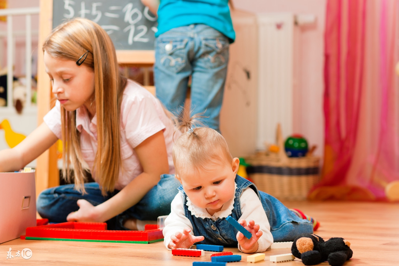 幼儿园小班户外游戏炒豆豆教案,幼儿园小班趣味游戏跳圈