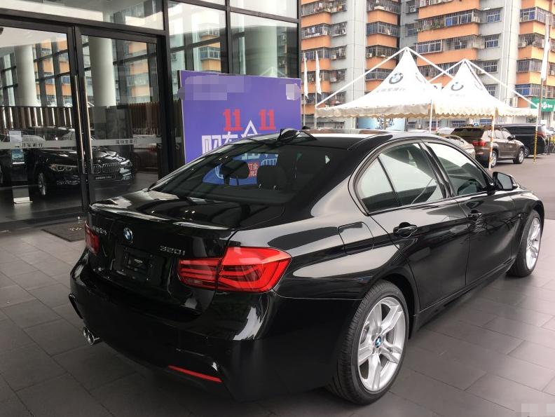 宝马320i2.0l油耗10个油耗高不高,18款宝马320i怎么样