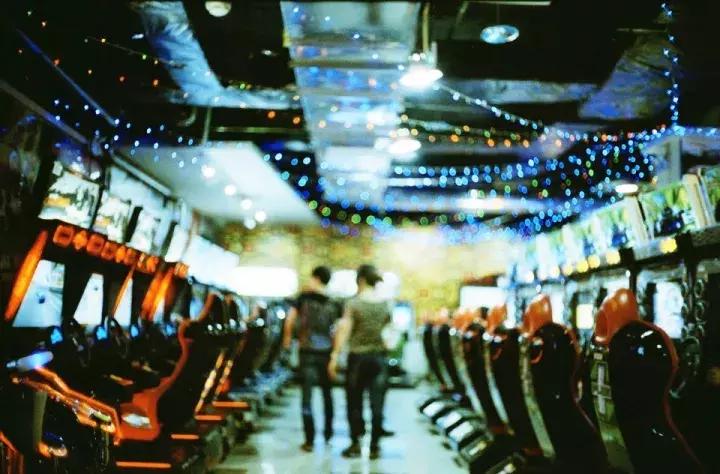 曾经排队的网红店现在怎样了,那些曾经爆火的网红店