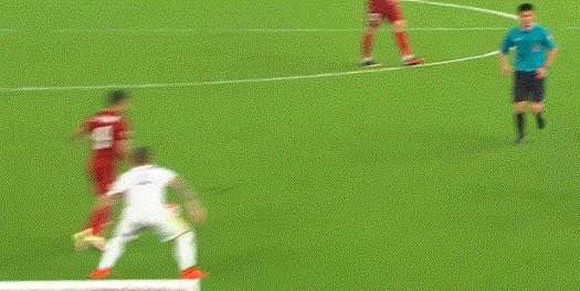 武磊破纪录发文祝福暖心,中国足球队员祝武磊生日快乐