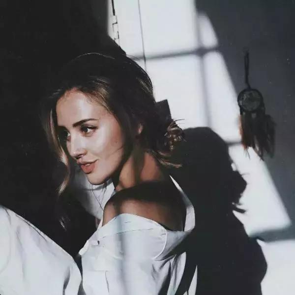 身高只有152cm的她用高衣Q惊艳了世界！