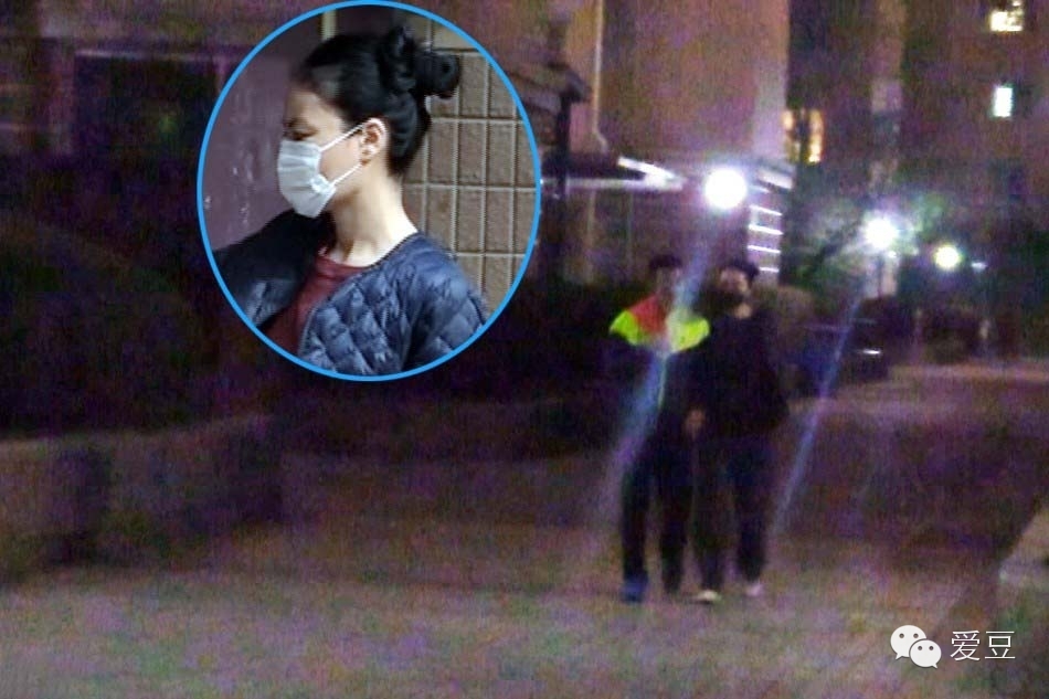 图嗨森丨看男神们用“绅士手”维持风度！女子晒与宋仲基“结婚证”惹怒父亲！