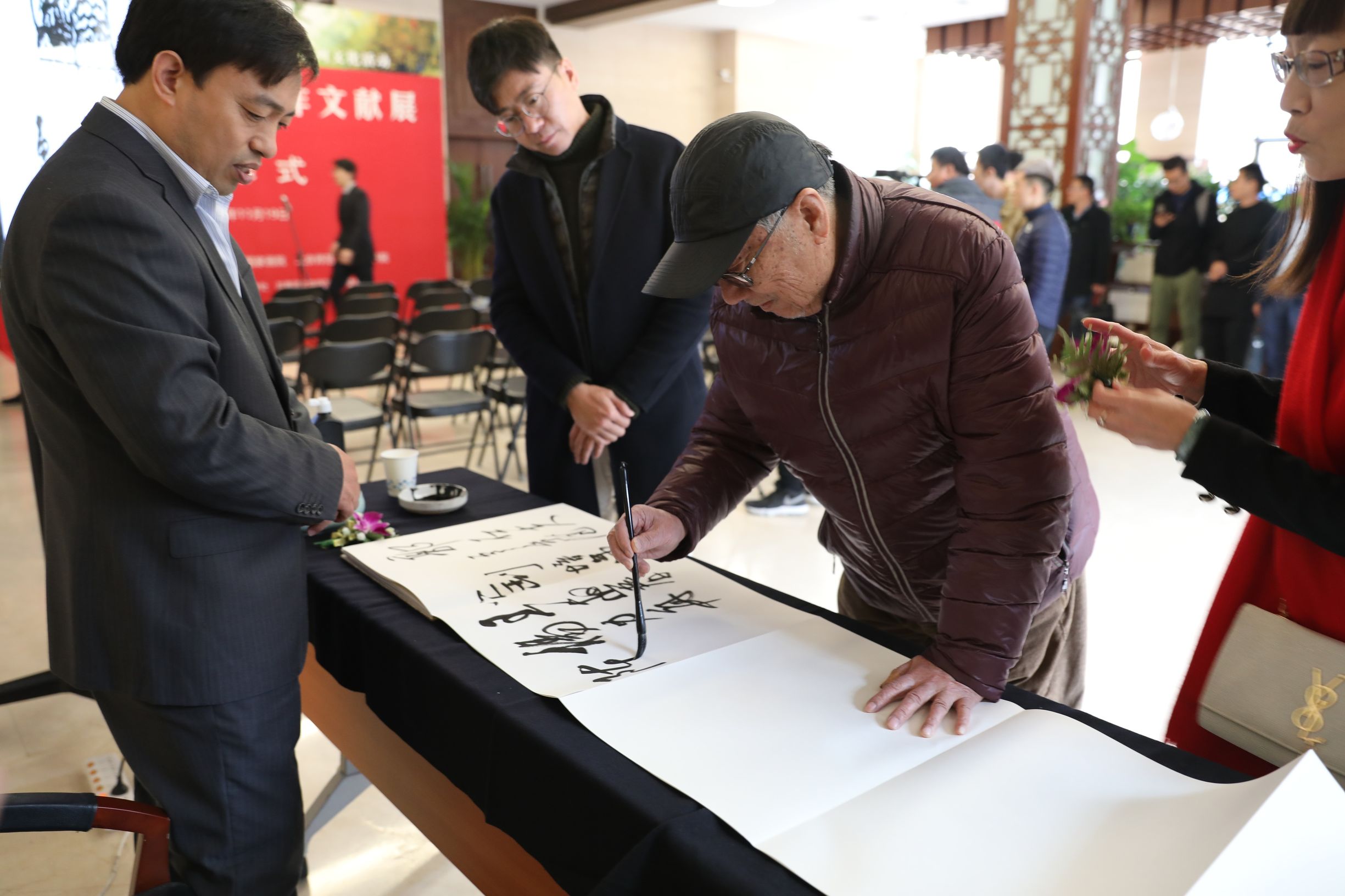 杨晓阳美术,杨晓阳美术欣赏