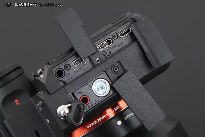 索尼a7r3使用外置闪光灯,索尼全画幅微单a7r3