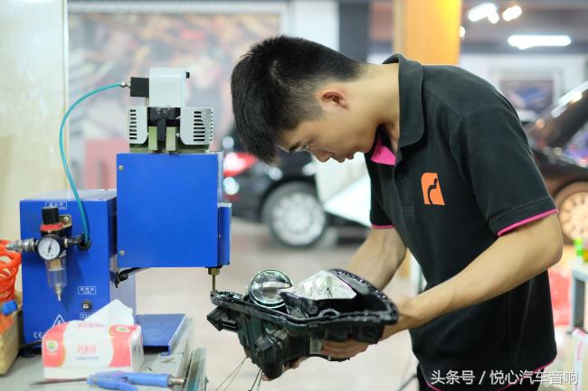 途胜l改海拉6透镜,第四代途胜改装外观最佳案例