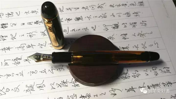 14k金笔测评十大最值得入手的钢笔,白金钢笔15000