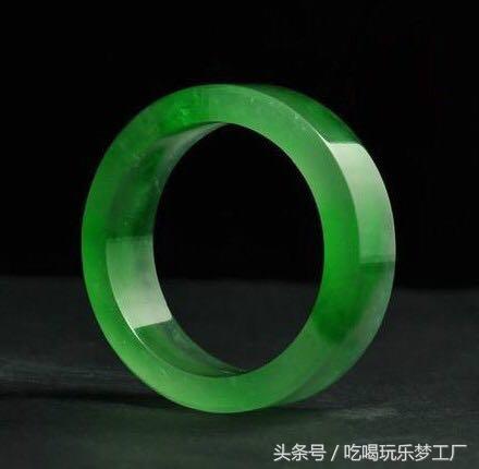 怎样才能买到一个真正的玉手镯,玉手镯选购时需要注意6个细节