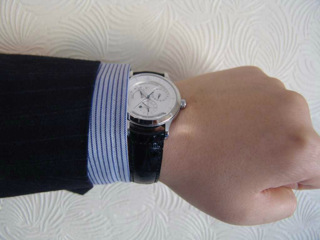 积家手表在韩国买有折扣嘛,在英国买手表比国内便宜吗