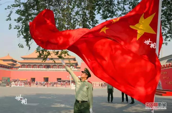 这俩河北小伙儿被称为“中国男神”！上央视后，火了！