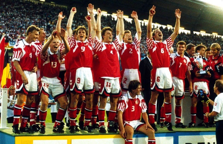 凛冬已至永恒冰封,凛冬已至英文