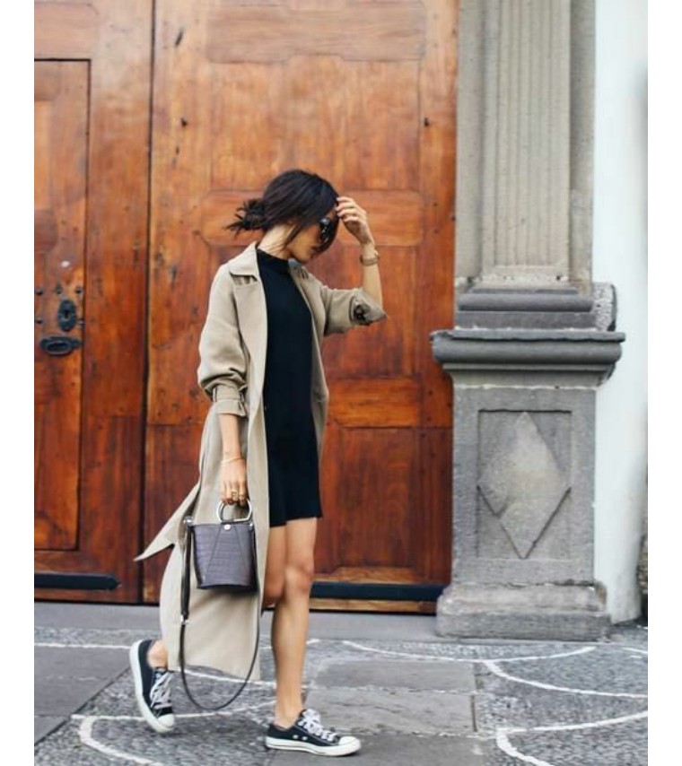 大衣烂了个洞修复,穿大衣撞衫