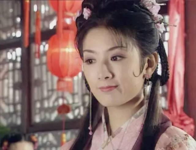 黄奕的脸为何变化这么大,黄奕年轻时的古装造型真的很惊艳