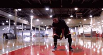 如何加强你的控球能力？这8个运球动作让你快速提升！