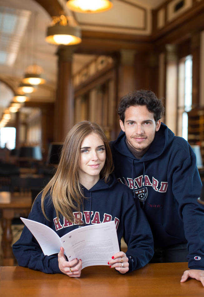 chiaraferragni鏃跺皻鍗氫富绌垮嵃鑺辫,chiaraferragni鏃跺皻鍗氫富