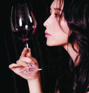 冬天皮肤老的快,养成这个小习惯,胜过1000元的精华液