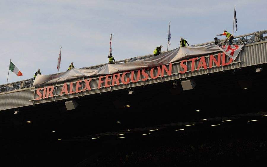 曼联主场老特拉福德球场替补席,曼联主场2015年老特拉福德球场