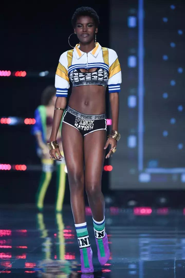 2017年维密秀视频完整版,2017维密秀现场直播