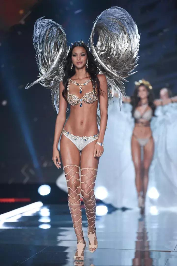 2017年维密秀视频完整版,2017维密秀现场直播