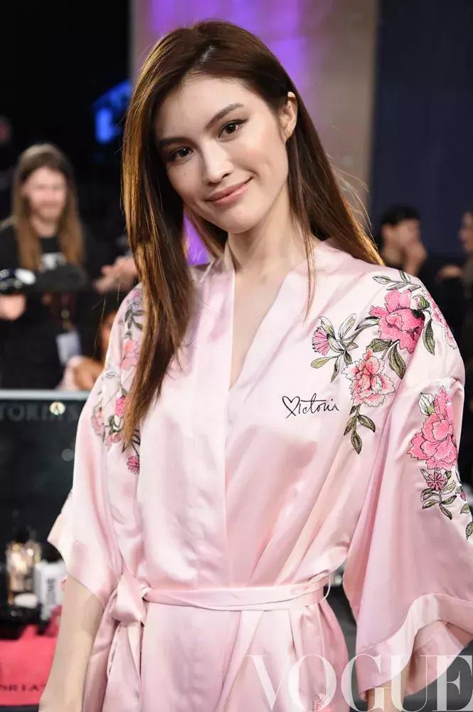 2017年维密秀视频完整版,2017维密秀现场直播