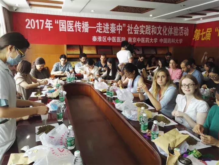 学懂弄通做实二十大精神,学懂弄通做实主题教育