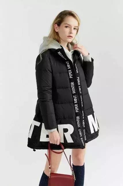 大衣羽绒服正确清洗方法,大衣羽绒服怎么清洗