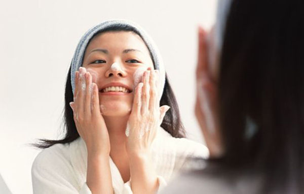 拯救松垮苹果肌，还是护肤术最实在