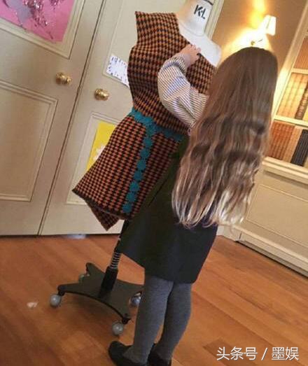 小七名媛淑女养成记，自己设计衣服还diss维多利亚的鞋子