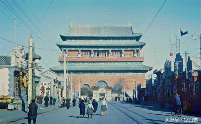 民国十八年“国民礼服”，老北京旧照