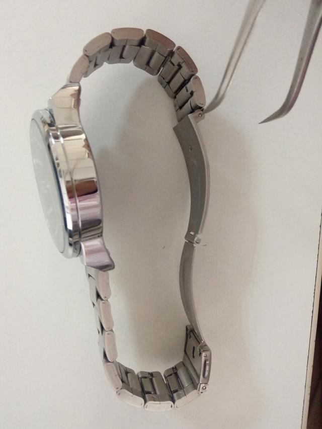 手表表带太锋利怎么处理,手表金属表带太长