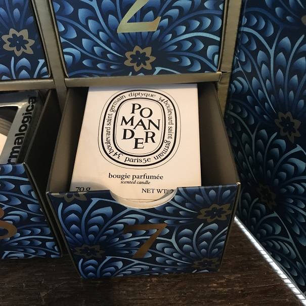 tsum tsum圣诞倒数日历 (chanel 圣诞倒数日历礼盒)