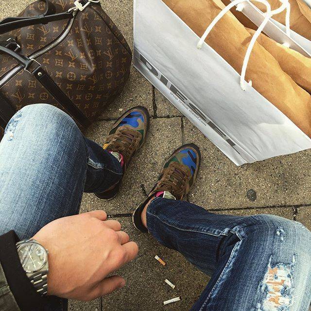 先森们，这样穿板鞋才更显男友力！