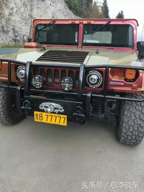 贵州唯一的黄牌悍马H1,比黄牌劳斯莱斯还稀有,一般的车位停不下