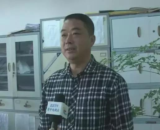 「干部塑型」用心血和汗水不断书写资中三中教育奇迹——记内江市优秀教育工作者沈国炳