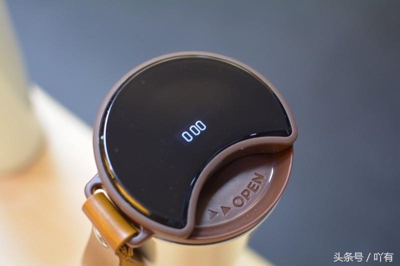 能玩游戏的喝水杯,可以玩电竞游戏的水杯