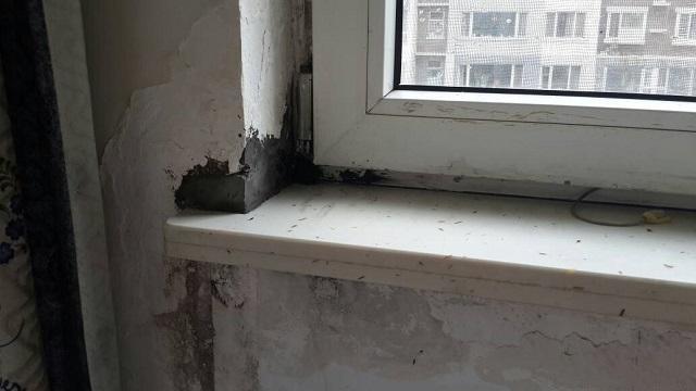 下雨阳台漏水到楼下,楼房阳台下雨漏水怎么办