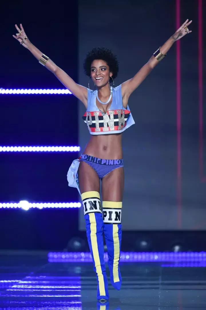 2017年维密秀视频完整版,2017维密秀现场直播