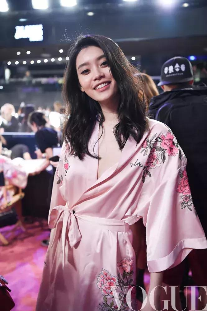 2017年维密秀视频完整版,2017维密秀现场直播