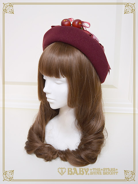 从上到下都是英文名，这种服饰风格真让人摸不着头脑「四」头饰篇