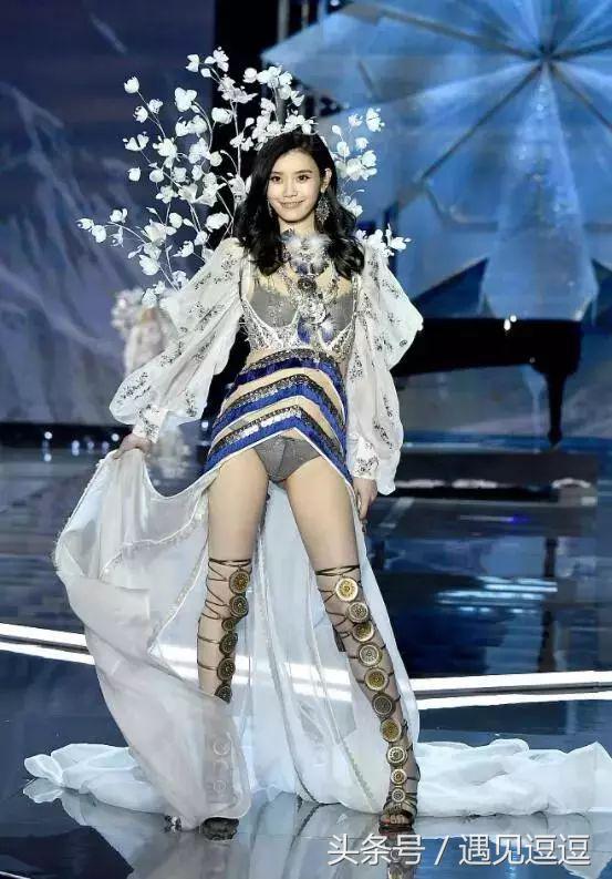 维密大秀奚梦瑶摔跤视频,奚梦瑶维密秀摔跤解读