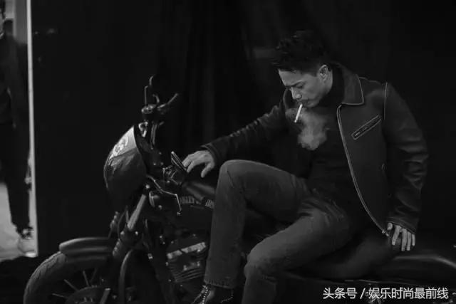 段奕宏演技炸裂穿西装,影帝段奕宏现场挑事儿放飞自我