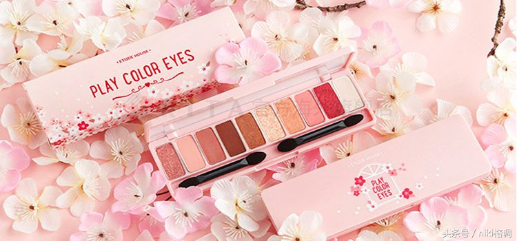 元气少女妆，暖色系眼影不能少