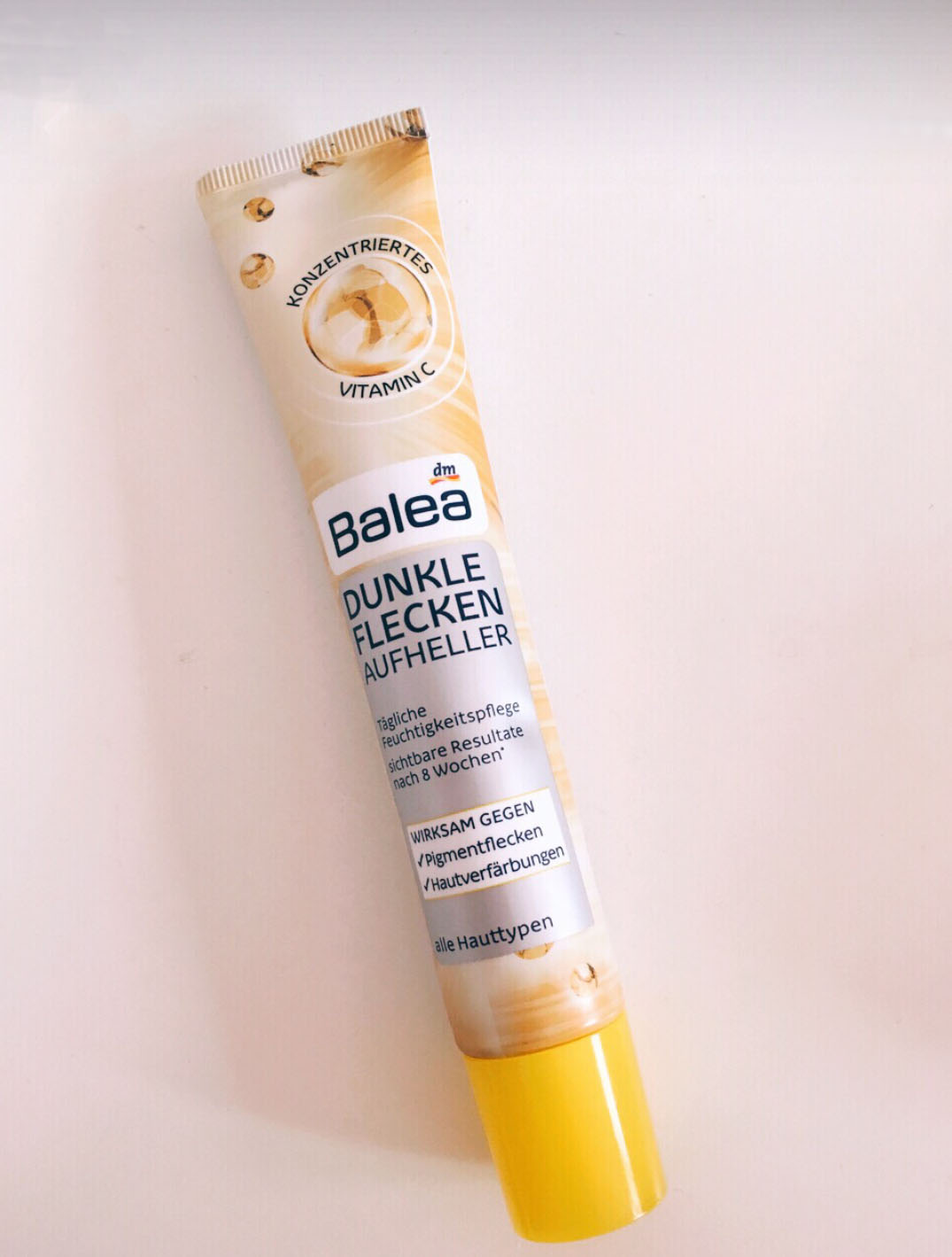 靠着这几个小心机，白到不需要粉底液