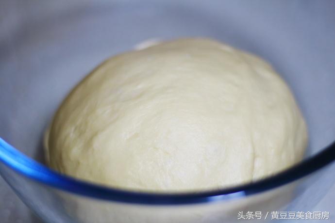 做蛋糕剩的奶油怎么吃,做蛋糕剩下的奶油怎样处理吃啊