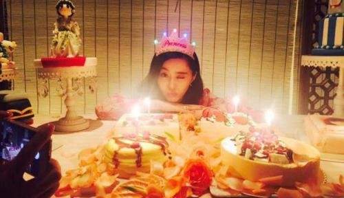 陈伟霆的生日蛋糕太别致了吧!原来明星过生日的蛋糕都这么有故事