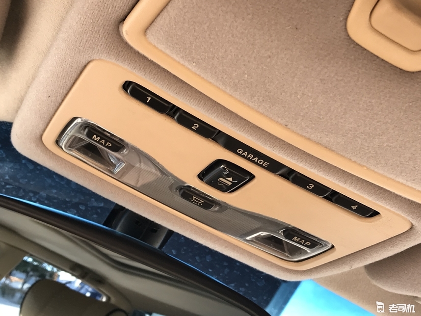 四眼捷豹xj3.0四驱顶配版,捷豹xj8经典色