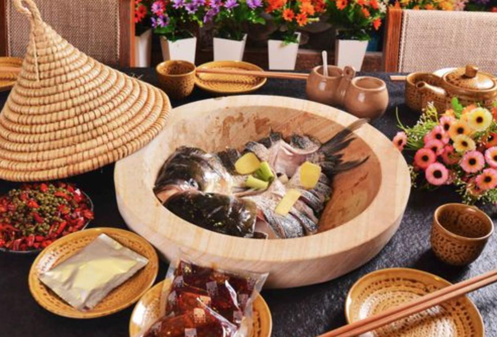 汽锅鱼正宗视频,汽锅鱼云南