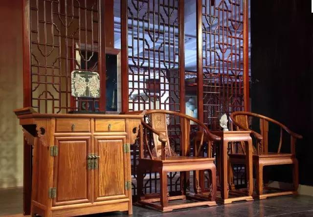 红木家具冬天开窗时间长了怎么办,冬天红木家具开裂怎么处理