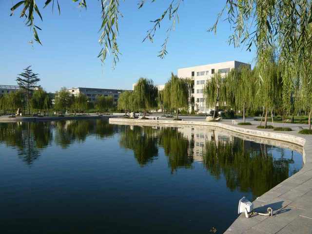 北京交通大学和长安大学都是工科强校，两者是否可以一战