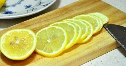 柠檬水的正确泡法禁忌,柠檬水的正确泡法功效