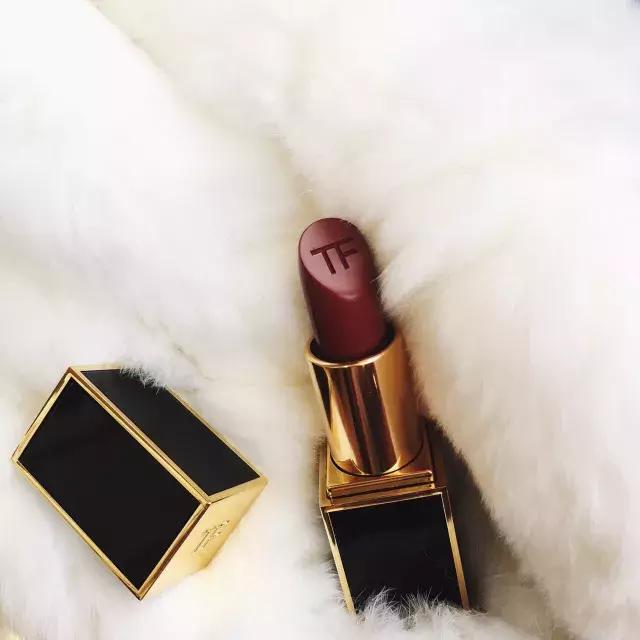 杨幂应援色什么颜色最好看,杨幂最美的6个经典色